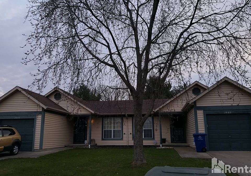 1st image of 2880 Continental Dr