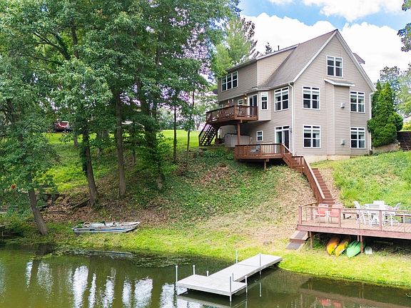 5th image of 4104 S Lake Camelot Dr