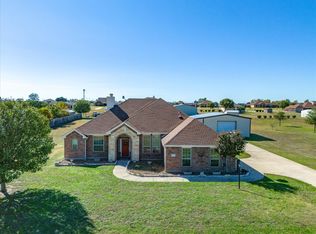1013 Macadamia St, Venus, TX 76084