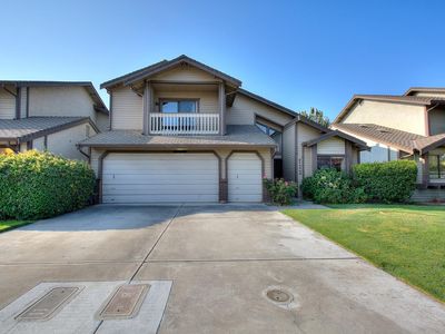 722 E Milgeo Ave, Ripon, CA, 95366