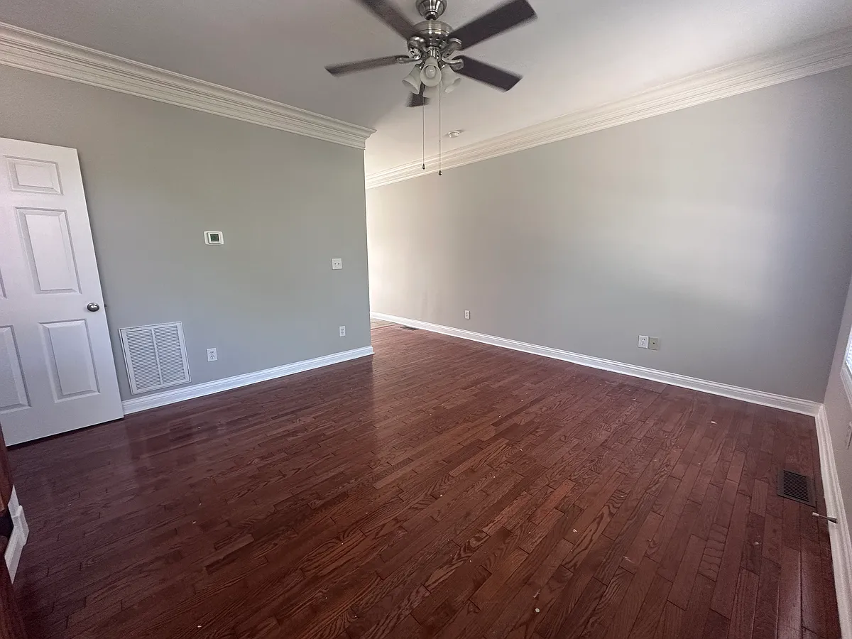 Building Photo - 209 Old Todds Rd #4109