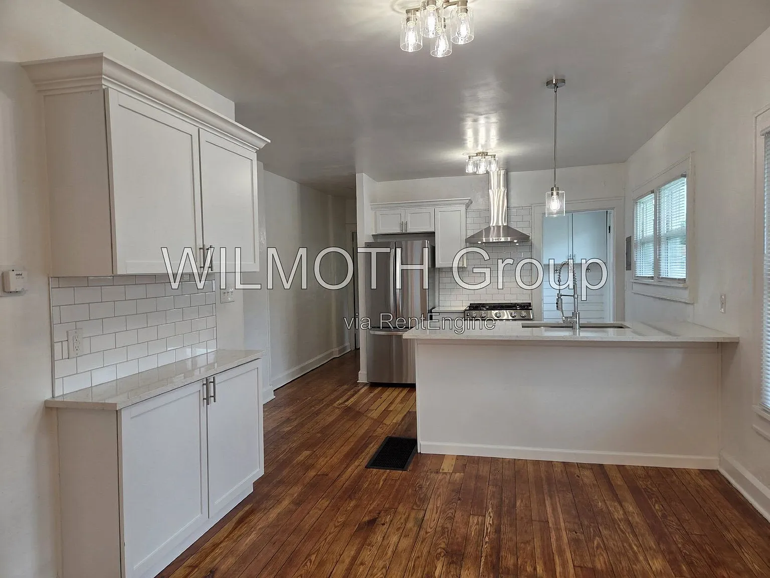 1 bed, 1.0 bath, 710 sqft, $995 — Photo 1