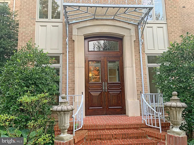 414 Old Lancaster Rd #405 — Photo 3