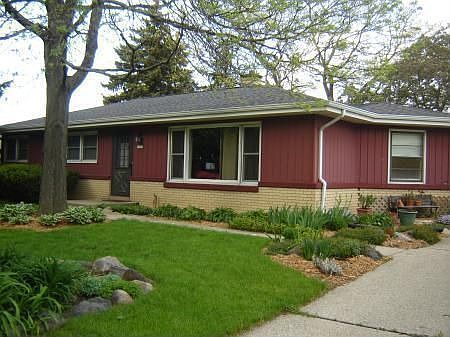 4th image of 3036 N 121st St