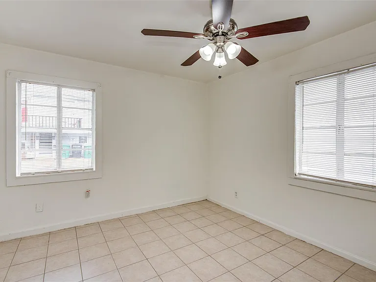1828 W Main St #1 — Photo 11