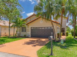 17676 SW 6th Ct, Pembroke Pines, FL 33029
