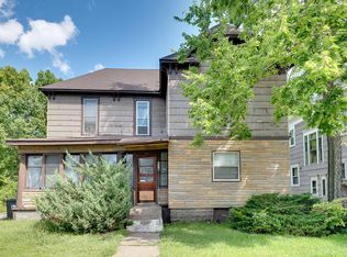 415 5th St SE #4, Minneapolis, MN 55414