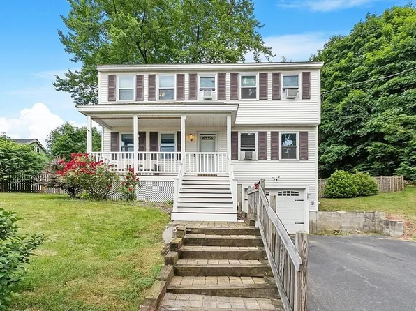 14 Beacon St, Dracut, MA 01826
