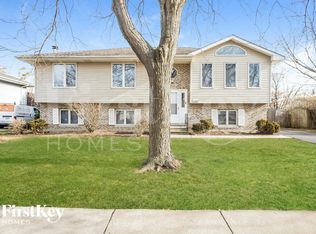 2508 John Bourg Dr, Plainfield, IL 60586
