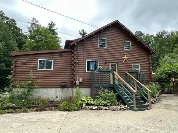40 Stark Hwy N, Dunbarton, NH 03046