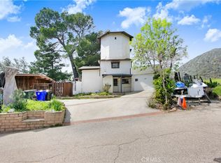 5875 Freeman Ave, La Crescenta, CA 91214