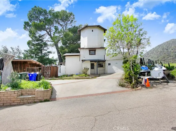 5875 Freeman Ave, La Crescenta, CA 91214