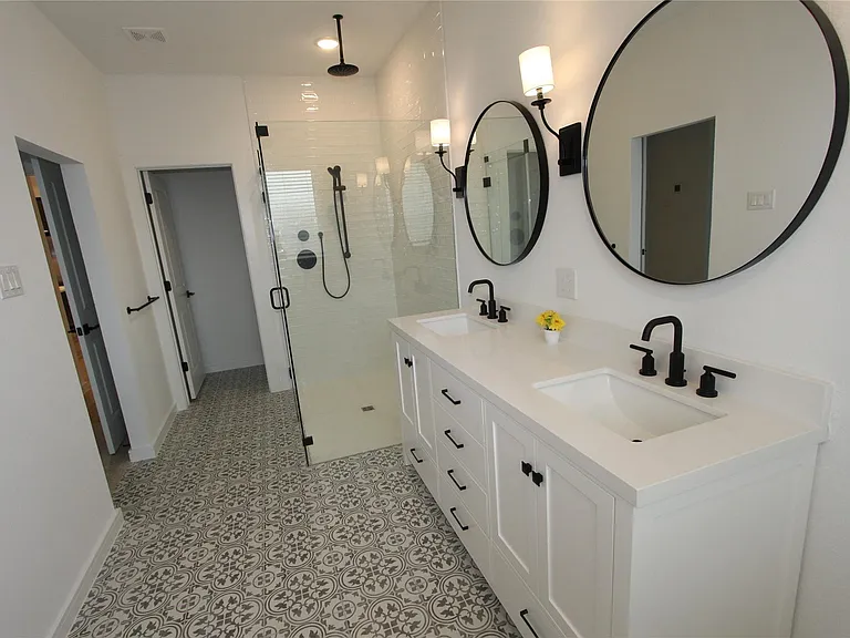 21202 Surf Island Dr — Photo 35