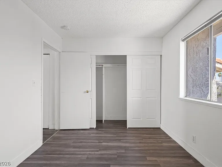 3649 Van Dyke Ave #C — Photo 13