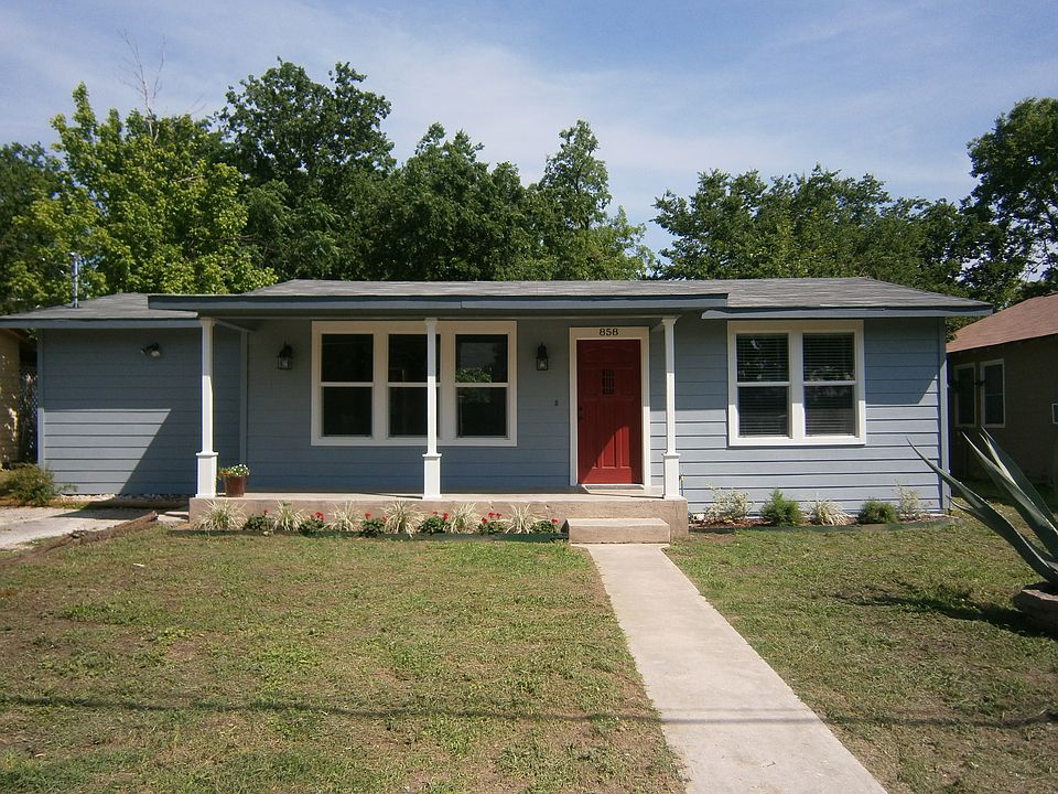 1st image of 858 Holly St