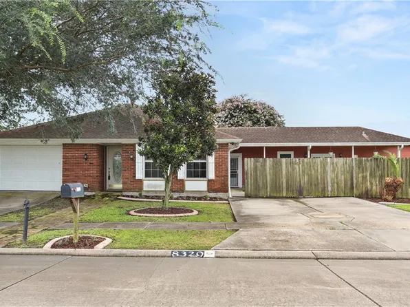 8320 Sabre Dr, Chalmette, LA 70043