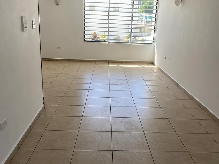 1158 Avenue Magdalena #11 — Photo 4