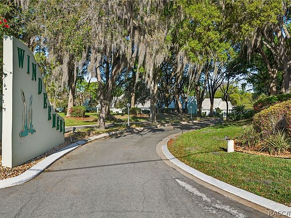 2nd image of 816 Balmoral Ct