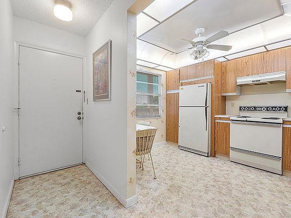 3rd image of 2102 Lucaya Bend #L3