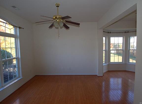 4th image of 1301 New Haven Ct #1301