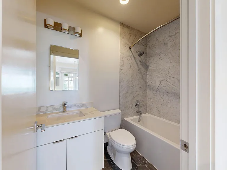 1305 Lombard St #1 — Photo 18