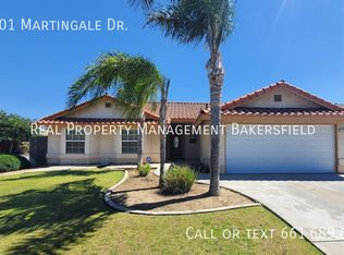 11001 Martingale Dr, Bakersfield, CA 93312