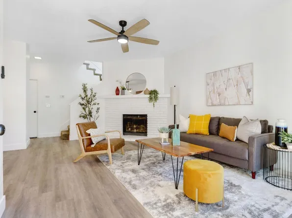 6331 Rain Meadow Ln, Citrus Heights, CA 95621