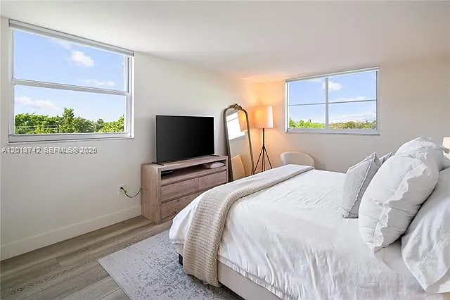210 Sea View Dr #501 — Photo 10