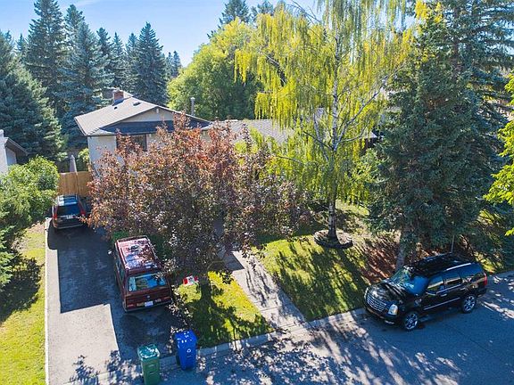 4th image of 544 NE Brookmere Cres SW