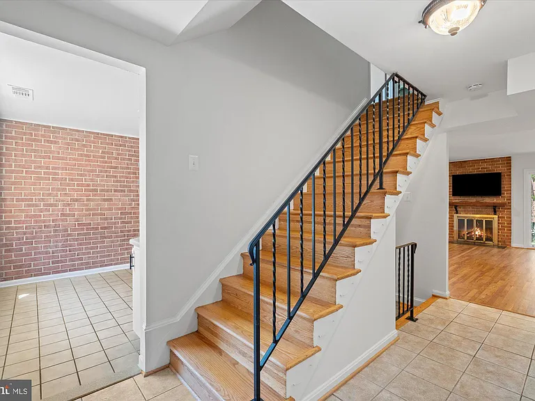 1026 N Pelham St — Photo 16