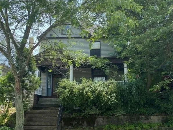 411 Hancock Ave, Vandergrift, PA 15690