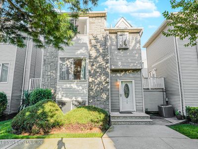 50 Regal Walk, Staten Island, NY, 10303