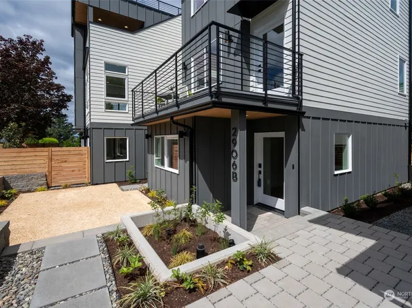 2906 W Bertona Street #B, Seattle, WA 98199