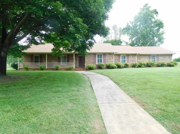 100 Huntington Dr, Gaffney, SC 29341