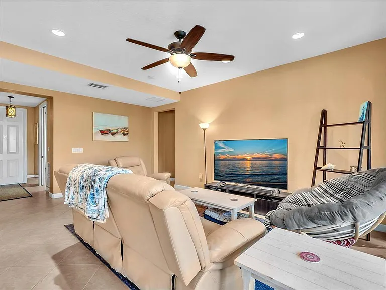 8025 NW 127th Ln #4-C — Photo 15