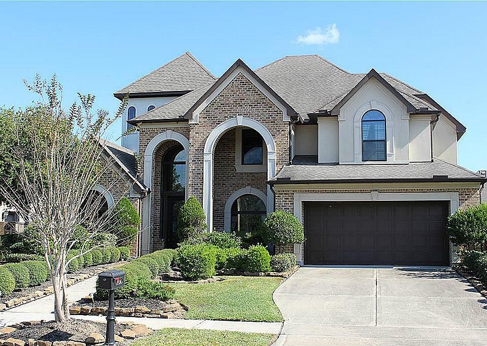 1st image of 2514 Barcelona Way