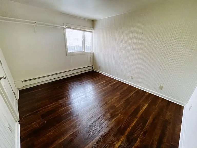1335 Hyder St — Photo 70
