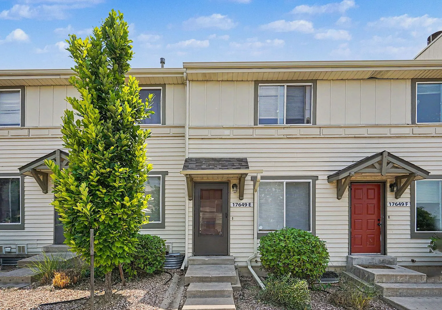 2 Bedroom, 1.5 Bathroom Townhome with In-Unit Laundry & Private Patio **Move-In Special** — Photo 2