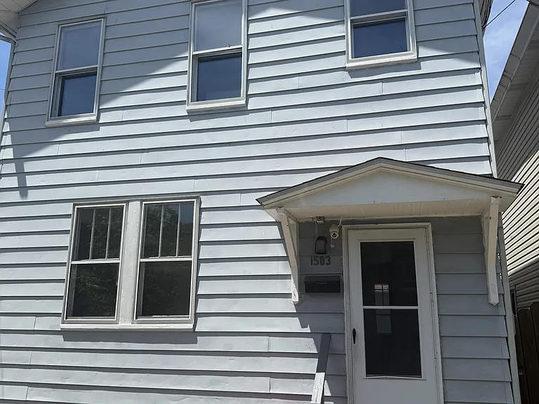 1503 3rd St — Photo 1
