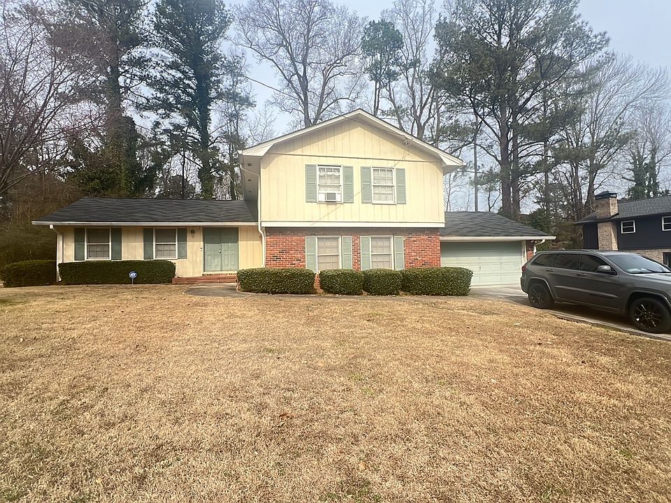 1st image of 3932 Pinehurst Valley Dr