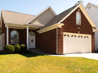 9111 Fox Chase Rd, Louisville, KY 40228