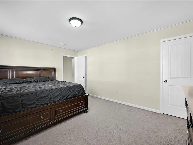 721 Farmwood Ln — Photo 14