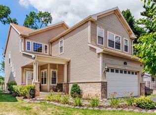 19818 W West Shore Dr, Mundelein, IL