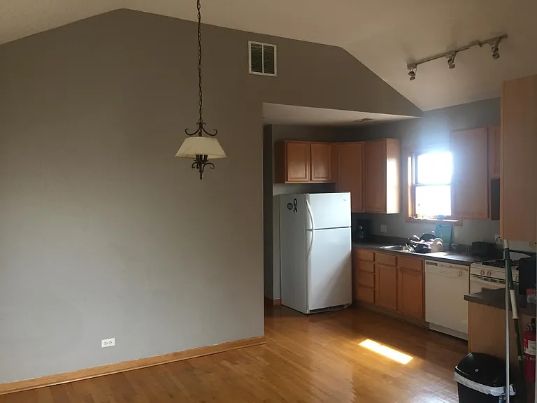 2445 W Polk St #3 — Photo 4