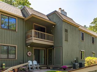 24 Village Rd, Southington, CT 06489