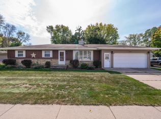 2401 Joyce St, Kaukauna, WI 54130