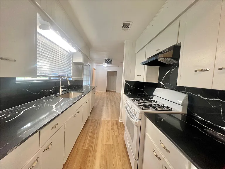 3311 County Road 890 — Photo 4