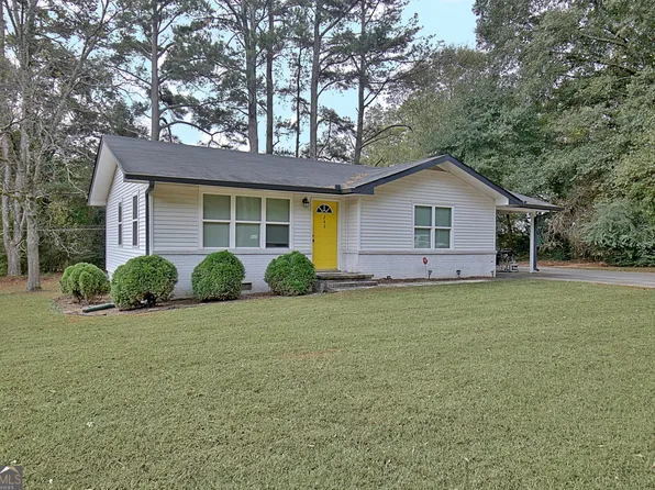 240 Lynnwood Ave, Tyrone, GA 30290