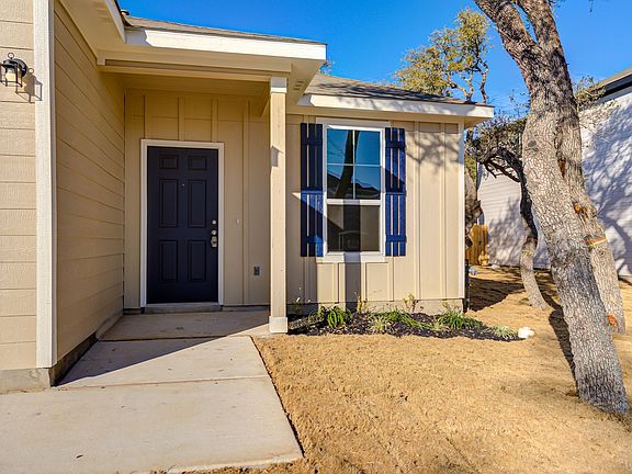 5th image of 13119 Sendero Roble