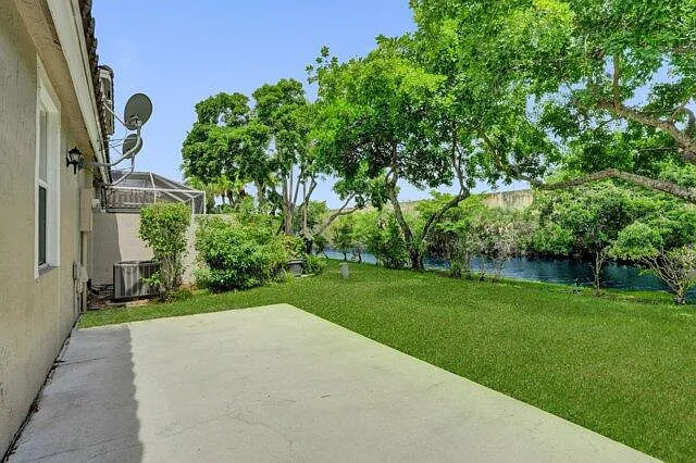 10581 NW 57th Ct — Photo 42